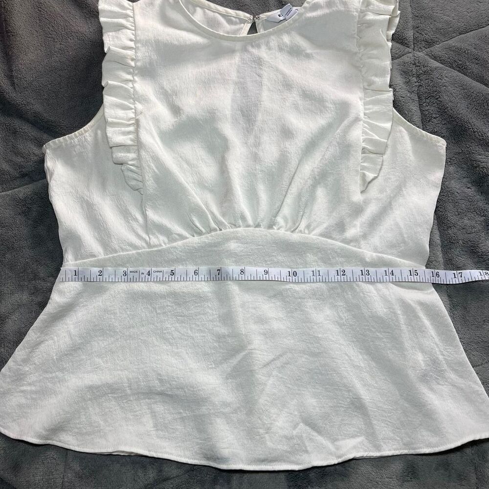 Express Flutter/Ruffle Sleeve Keyhole Back Busine… - image 5